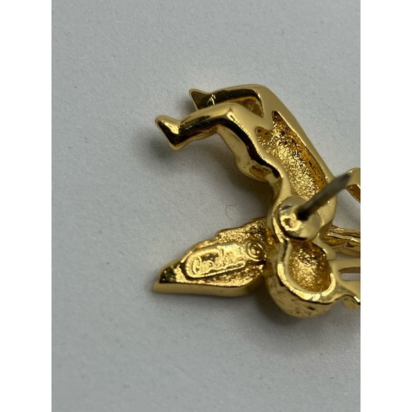 Cupid and Bird Lapel Pins Gold Tone Angel Cherub Dove‎ Set of 2 Brooches - Picture 6 of 6